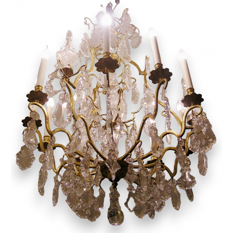 St-Germain-style chandelier with crystals, from  Moinat SA  - Antiques and home décor