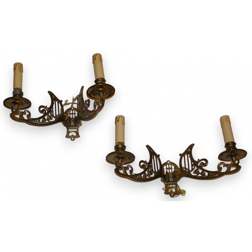 Paire d'appliques à piano