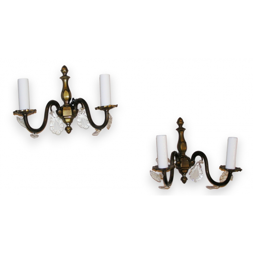  Paire d'appliques en bronze et cristaux sur  Moinat SA  - Antiquités décoration
