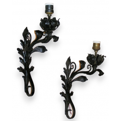 Pair of wrought-iron wall lights by  Moinat SA  - Antiques and home décor