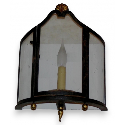 Single-light wall light, gilded iron, by Moinat SA – Antiques and home décor