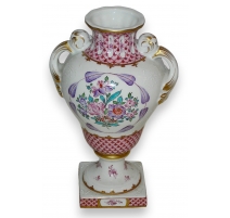 Pied de lampe Louis XVI en porcelaine