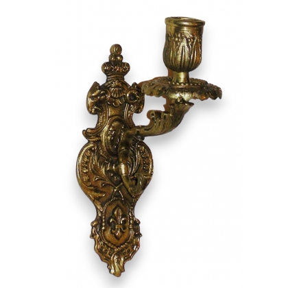 Wandleuchte aus vergoldeter Bronze im Régence-Stil bei  Moinat SA  – Antiquitäten und Dekoration