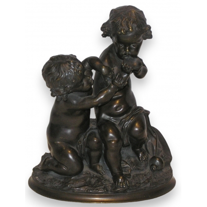 Groupe en bronze \"2 puttis\", signé MACHAULT