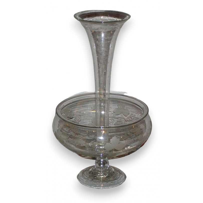 Coupe en verre gravé