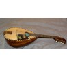 Mandoline avec son étui