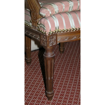 Louis XVI-style children’s armchair on  Moinat SA  - Antiques and home décor