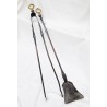  Pelle et pince en fer forgé/bronze sur  Moinat SA  - Antiquités décoration