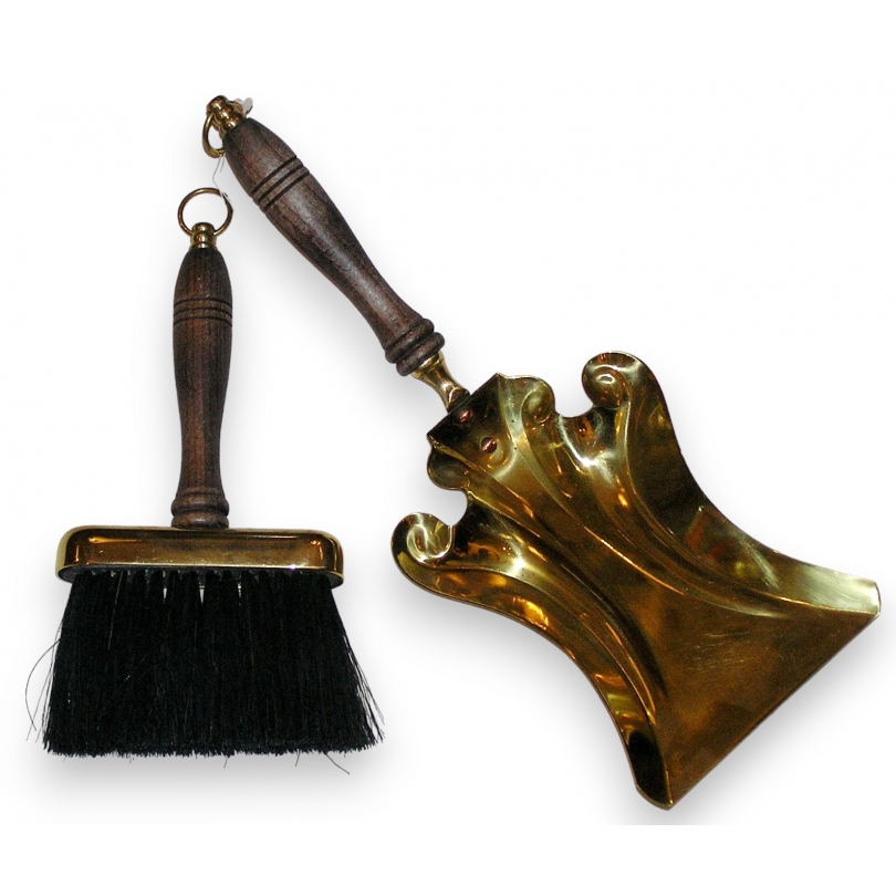  Pelle et brosse en laiton sur  Moinat SA  - Antiquités décoration