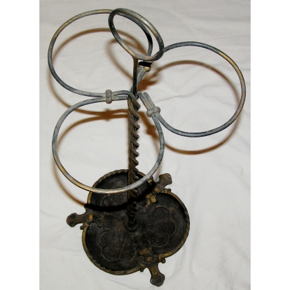 Wrought-iron stand at  Moinat SA  - Antiques and home décor