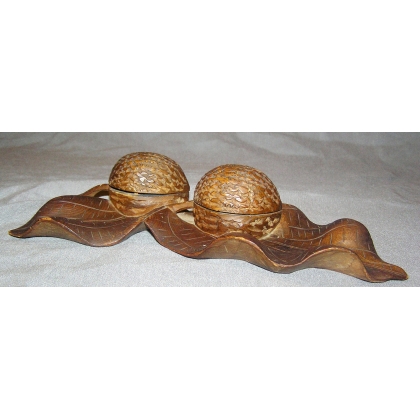 "Walnut" inkwell, carved from wood, by Moinat SA – Antiques and home décor