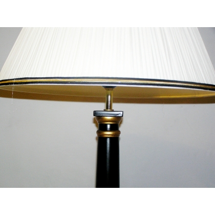 Lampe modèle FLAMBERT sur  Moinat SA  - Antiquités décoration