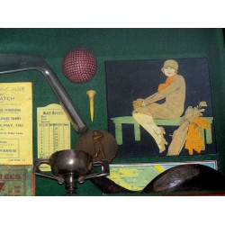 "Golf" display cabinet at Moinat SA – Antiques and home décor