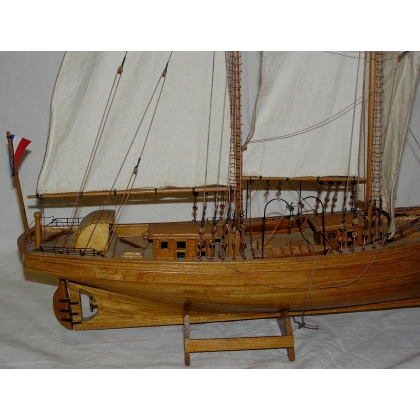 Maquette de bateau goélette