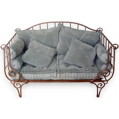 2-Sitzer-Sofa aus Eisen mit Kissen bei Moinat SA – Antiquitäten und Dekoration