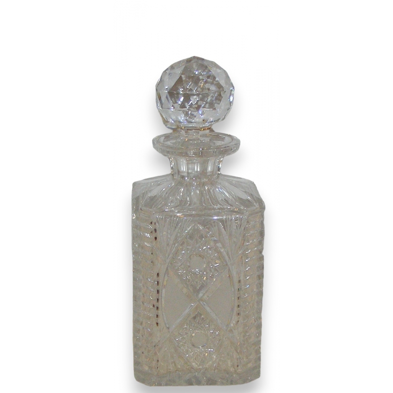 Carafe en cristal taillé carrée
