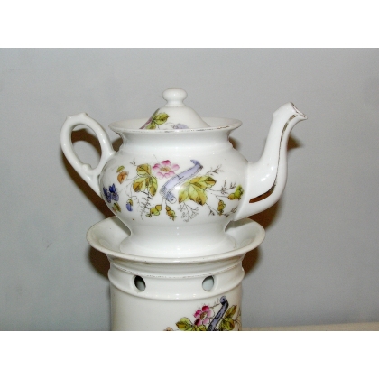 Tisanière en porcelaine