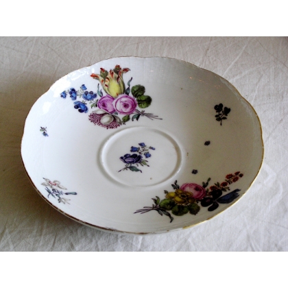  Assiette de Meissen sur  Moinat SA  - Antiquités décoration