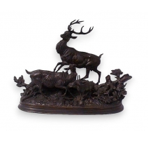 Bronze "Groupe de 3 cerfs", signé.