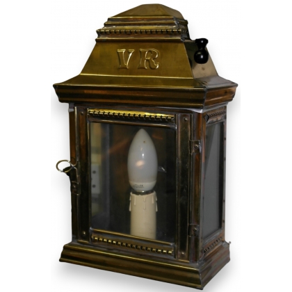 "Voyageur" wall light at Moinat SA – Antiques and home décor