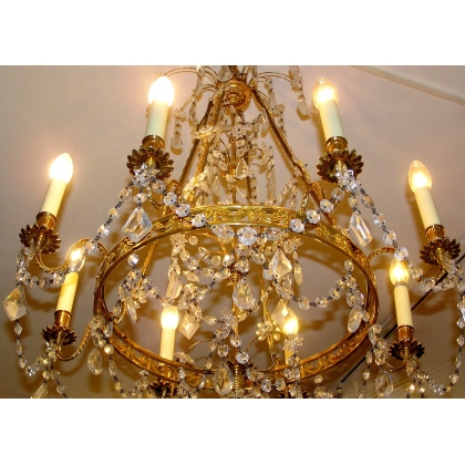 Louis XVI-style chandelier in gilded bronze at Moinat SA – Antiques and home décor