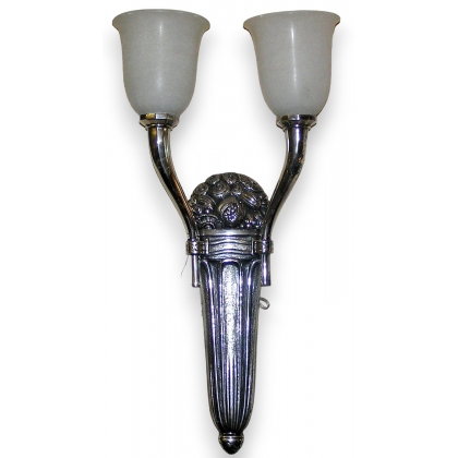 "Fruit Basket" style wall light from Moinat SA – Antiques and home décor