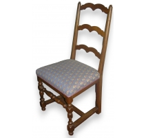 Série de 6 chaises Louis XIII avec entretoise en H