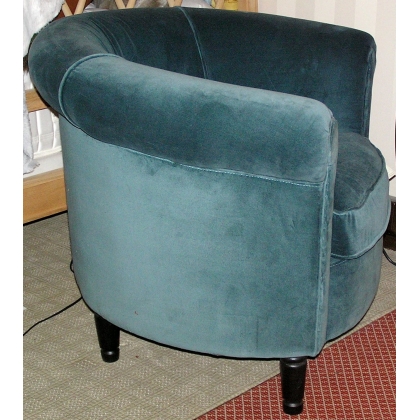 Armchair upholstered in blue-green velvet by  Moinat SA  - Antiques and home décor