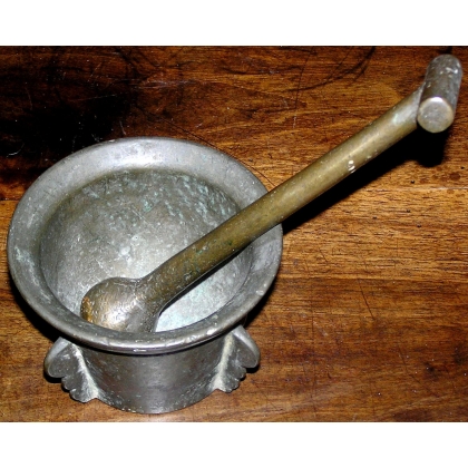 Bronze mortar at  Moinat SA  - Antiques and home décor