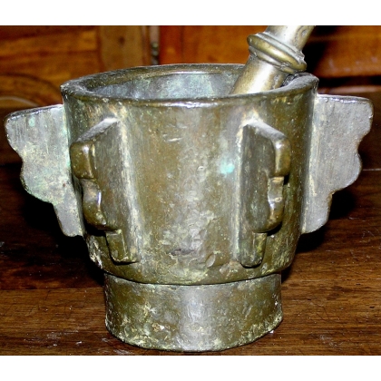Gothic bronze mortar at  Moinat SA  - Antiques and home décor