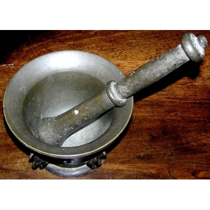 Bronze mortar at  Moinat SA  - Antiques and home décor
