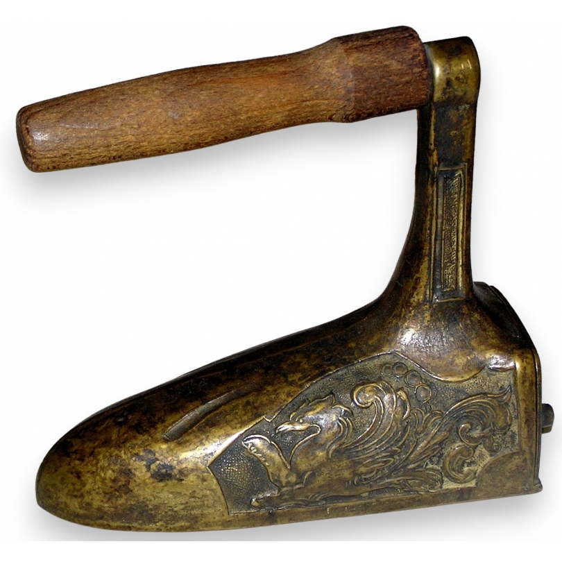 Iron at  Moinat SA  - Antiques and home décor
