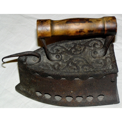 Iron at  Moinat SA  - Antiques and home décor