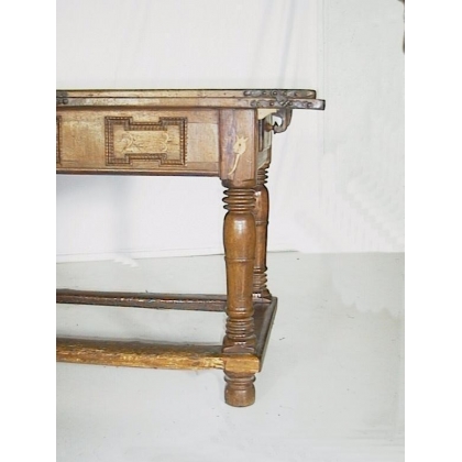Mesa Luis XIII con marquetería y 2 extensiones. En  Moinat SA  - Antigüedades y decoración