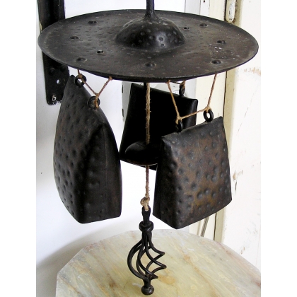 Door chime (3 bells) at Moinat SA – Antiques and home décor