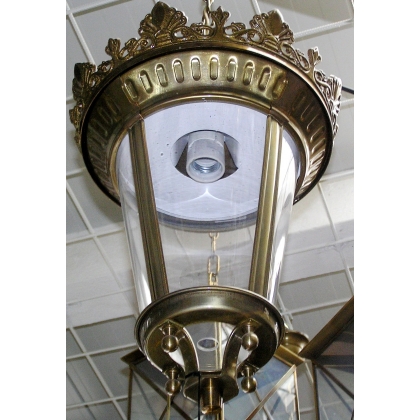 Hanging lantern with wreath by Moinat SA – Antiques and home décor