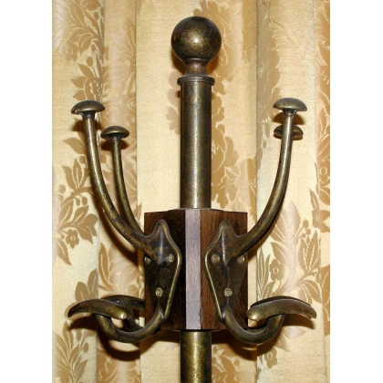 Patinated brass coat rack, 4 arms, by Moinat SA – Antiques and home décor