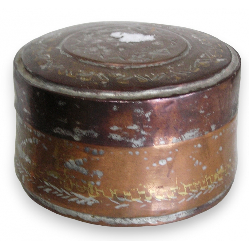 Copper box from Moinat SA – Antiques and home décor