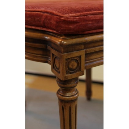 Chaise style Louis XVI en hêtre