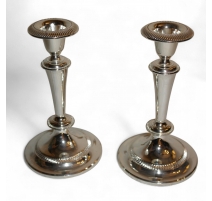 Paire de Bougeoirs argentés