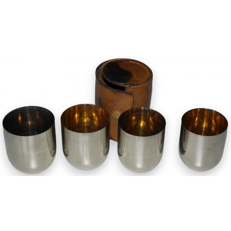 Set of 4 metal cups from Moinat SA – Antiques and home décor