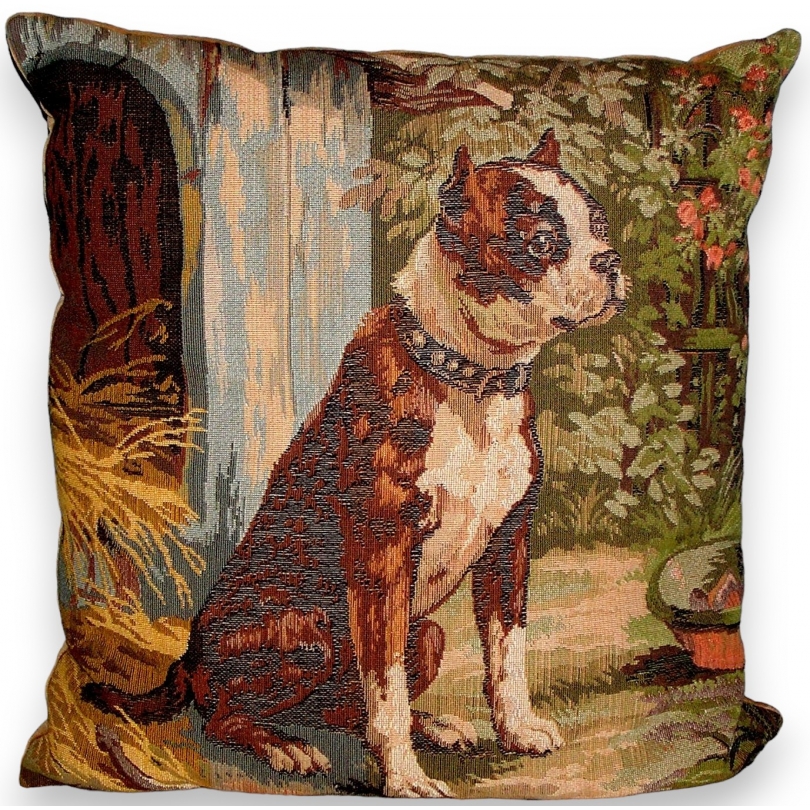 "Bulldog" cushion at Moinat SA – Antiques and home décor