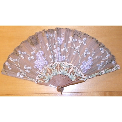 "Muguet" fan, carved from wood, with its case, by Moinat SA – Antiques and decorative items