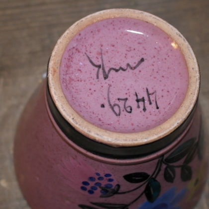  Cache-pot rose motif fleurs de MENELIKA sur  Moinat SA  - Antiquités décoration