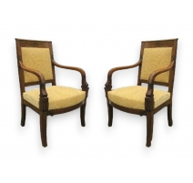 Paire de fauteuils Empire dauphin.