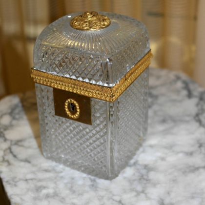  Coffret à bijoux en cristal taillé / sur  Moinat SA  - Antiquités décoration