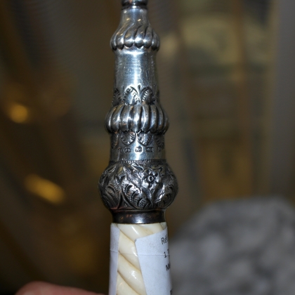 English silver and ivory button hook at  Moinat SA  - Antiques and home décor