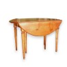 Mesa de 6 pies restaurada con 2 alas abatibles. En  Moinat SA  - Antigüedades y decoración