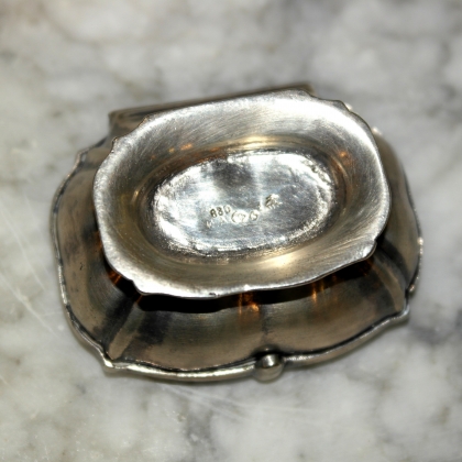 German 830 silver box with hallmarks from Moinat SA – Antiques and decorative items