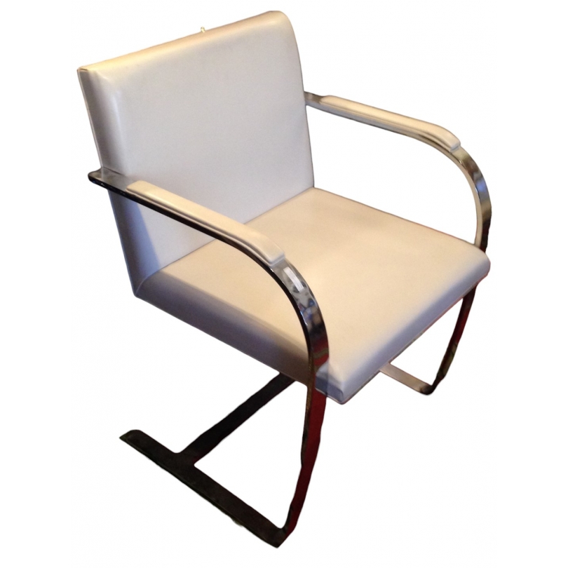 Fauteuil "Brno" acier plat et cuir